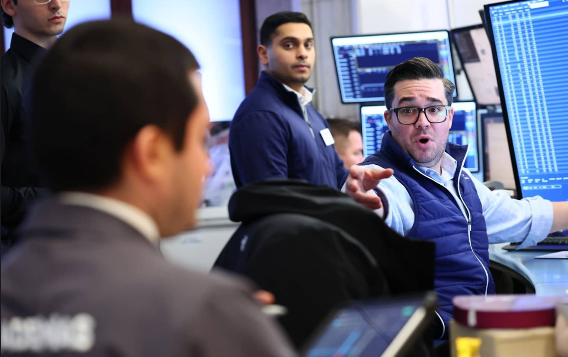 Global Investors Shift Away from US Tech Giants as International Markets Gain Favor