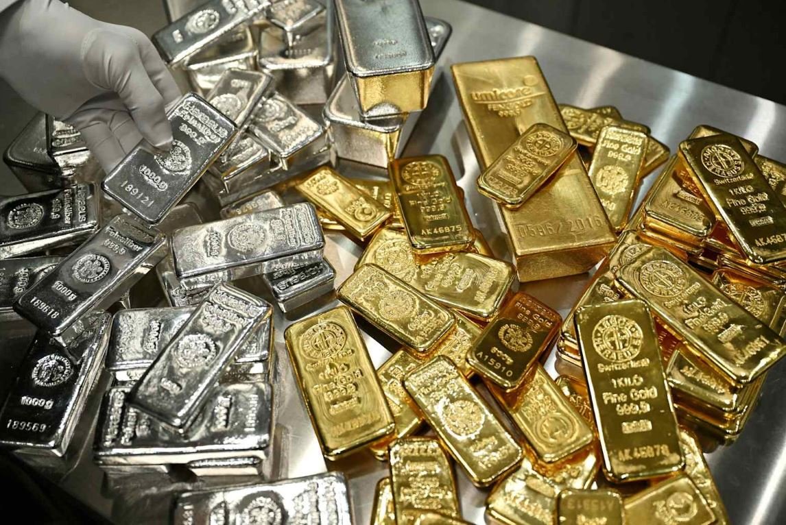 Gold and silver prices surge