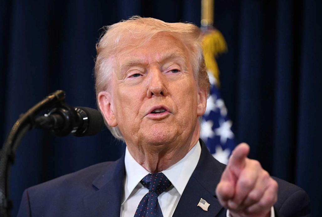 Trump demands warships in Hormuz